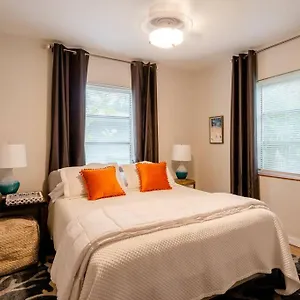  Holiday home Relax At Renellie United States